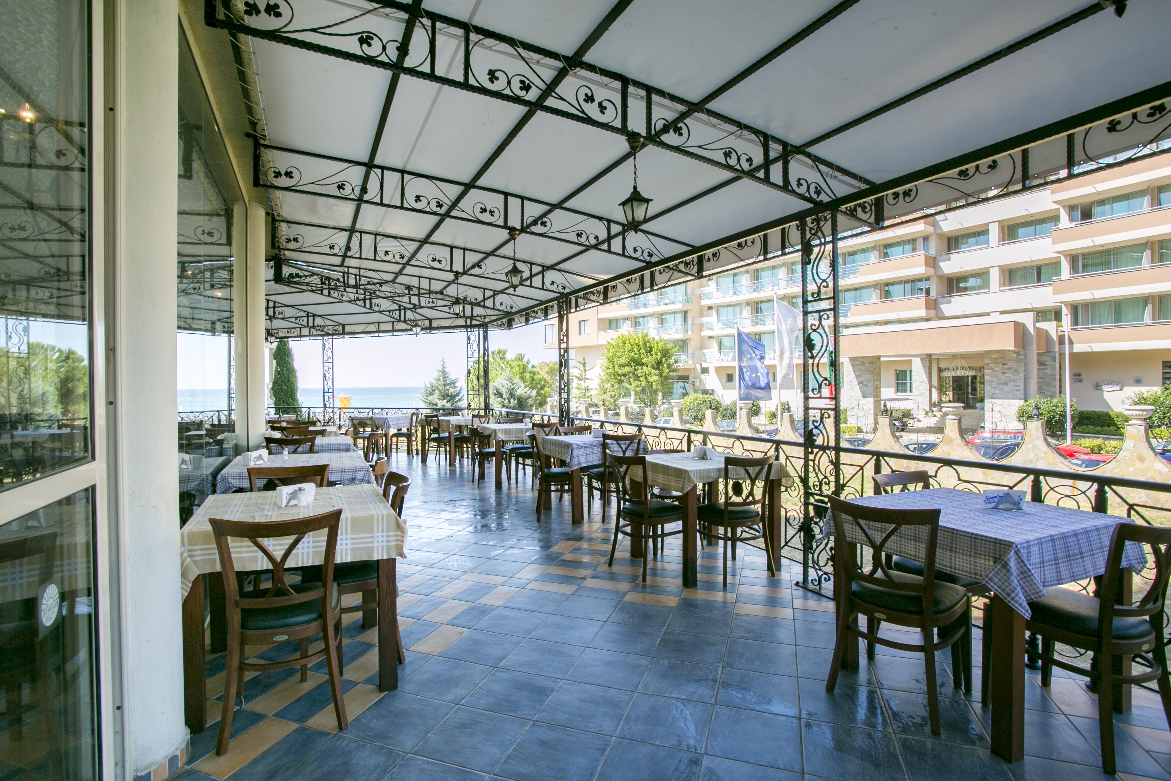 Atrium Beach Hotel Елените Экстерьер фото