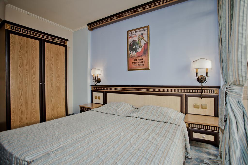 Atrium Beach Hotel Елените Экстерьер фото