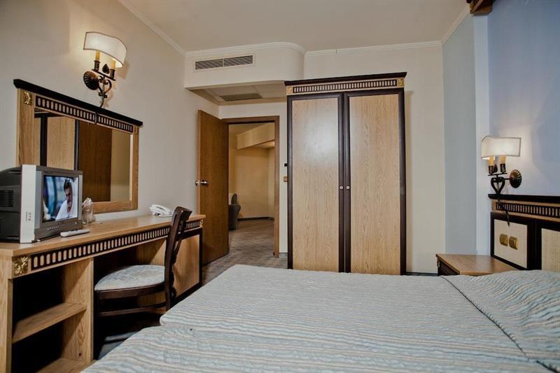 Atrium Beach Hotel Елените Экстерьер фото