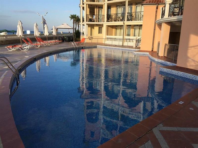 Atrium Beach Hotel Елените Экстерьер фото